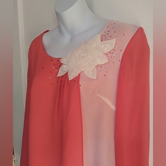 Elegant Coral and Pink Women's Blouse - Picture 4 of 9